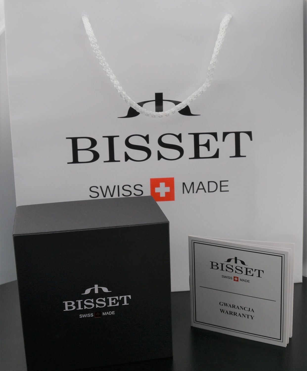 Zegarek męski na bransolecie Szafirowe Szkło BSMF59 GRAFITOWY. Szwajcarska marka Bisset prezentuję wysoką różnorodność i bogactwo zegarków. Bisset wyróżnia się wysoką jakością wykonania i dzięki dopracowanym mechanizmom (3).jpg